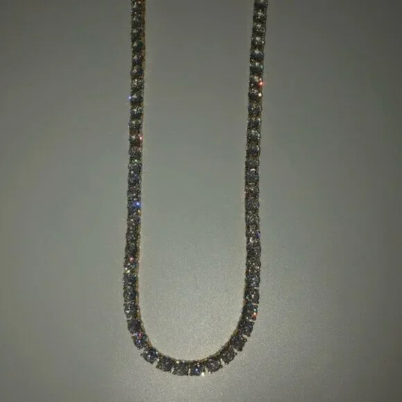 18k 72ct Tennis Necklace - Picture 5 of 12